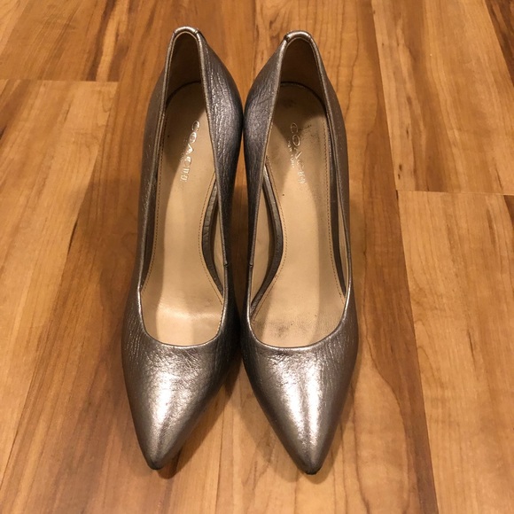 Silver metallic Coach heels - Picture 3 of 9